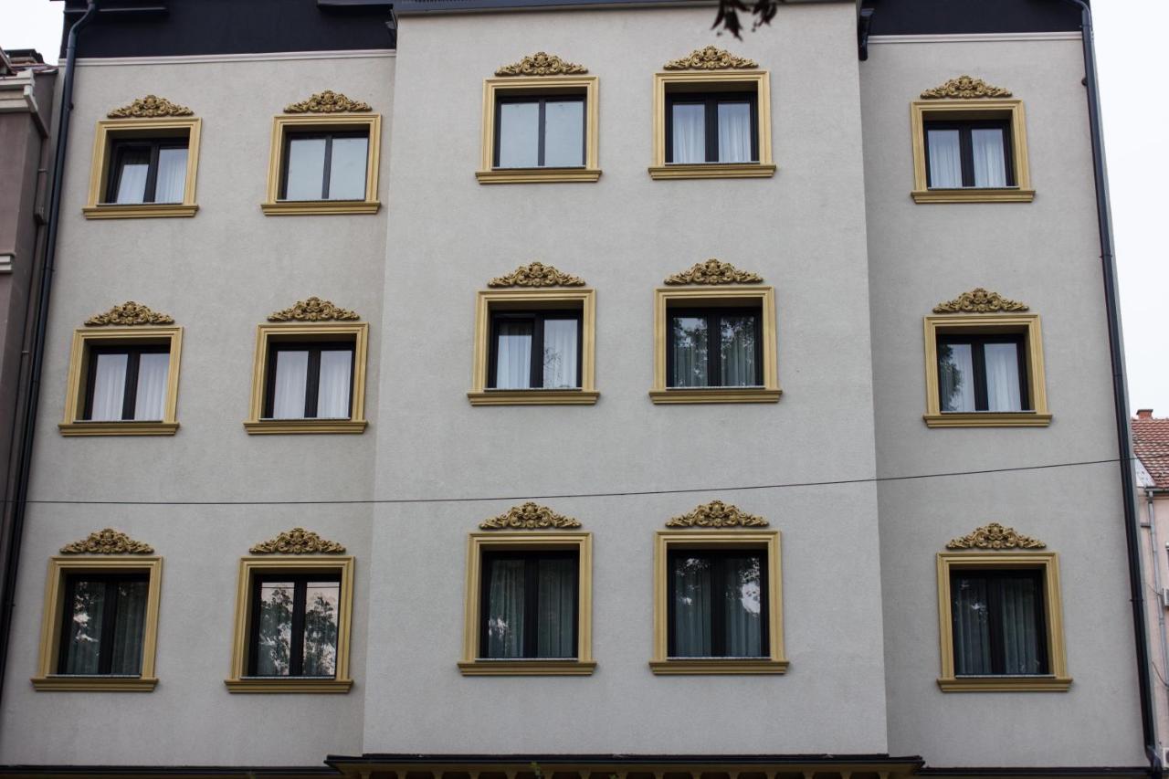 Garni Hotel Barut Szabács Kültér fotó