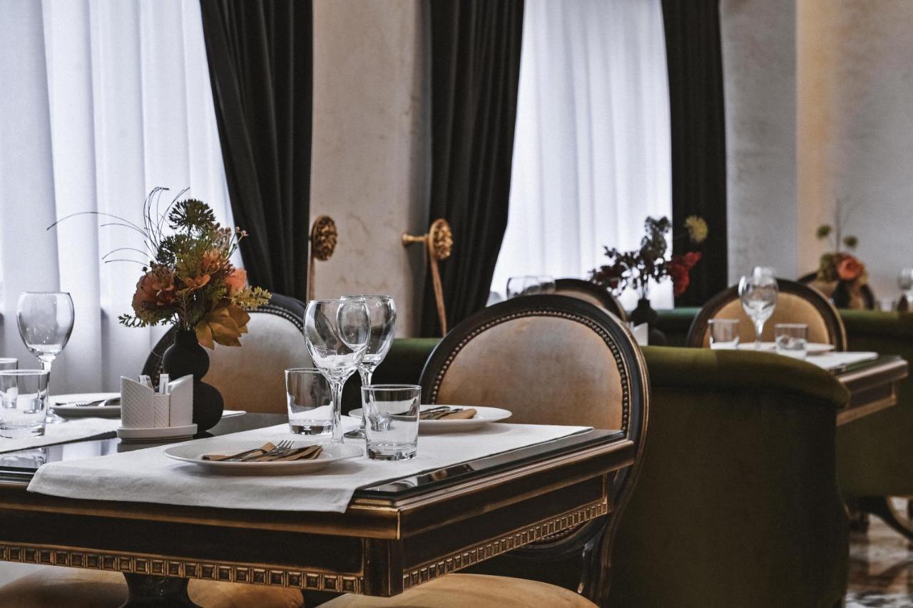 Garni Hotel Barut Szabács Kültér fotó