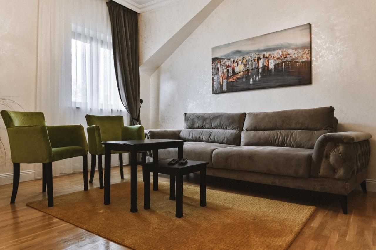 Garni Hotel Barut Szabács Kültér fotó