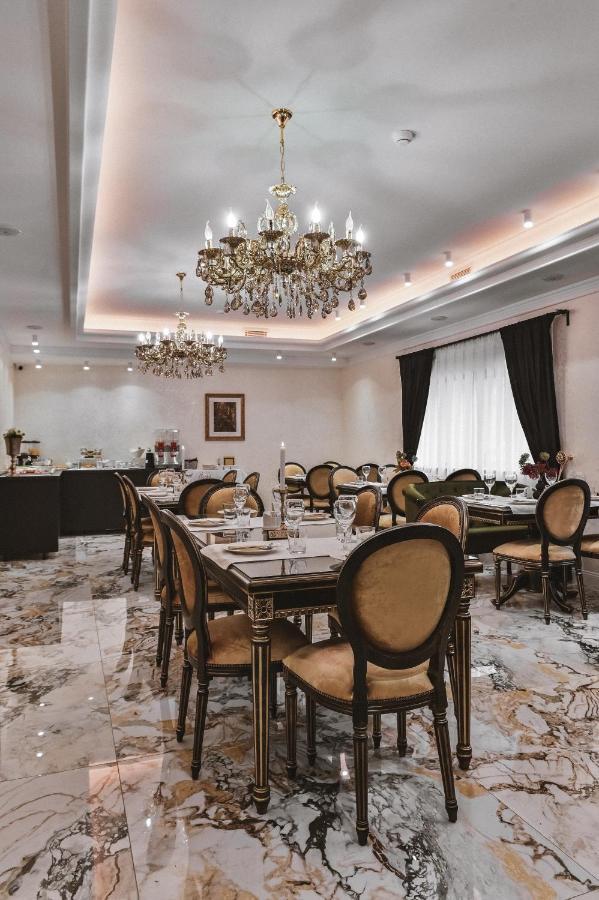Garni Hotel Barut Szabács Kültér fotó