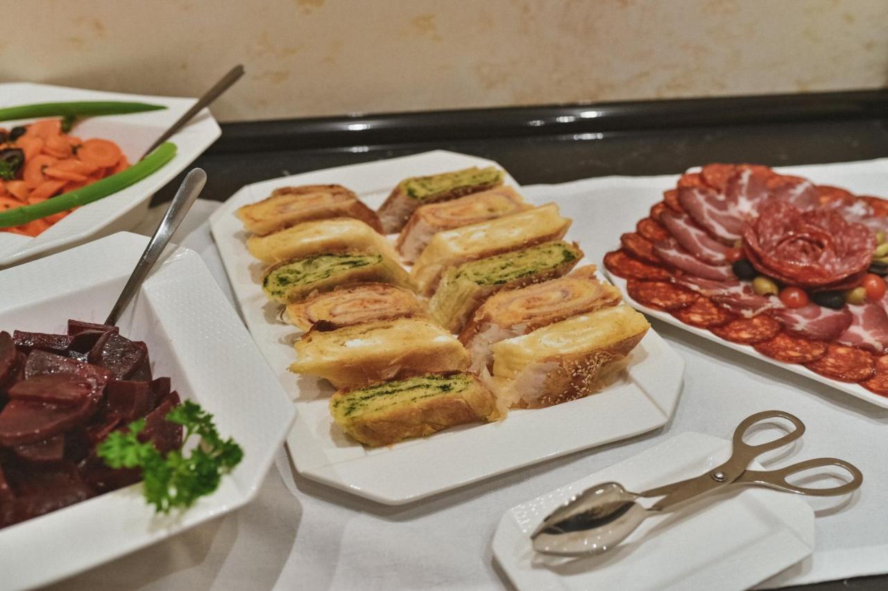 Garni Hotel Barut Szabács Kültér fotó